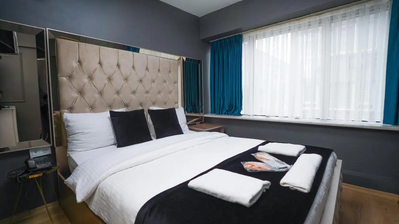Luka Suit Hotel