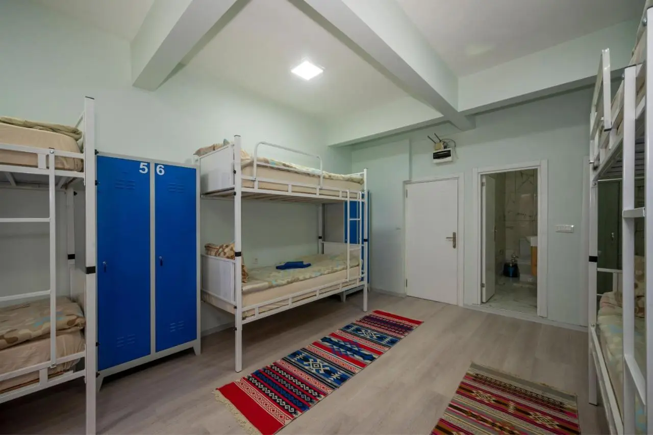 XALİLA HOSTEL & CAFE LADİES ROOM