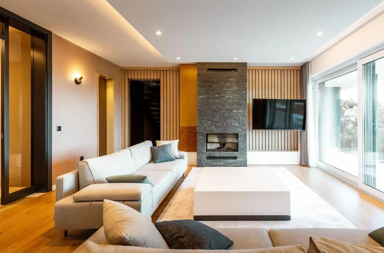 Hillmax Residence