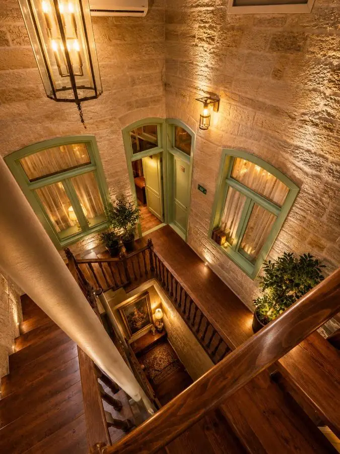 Shazali Museum Hotel
