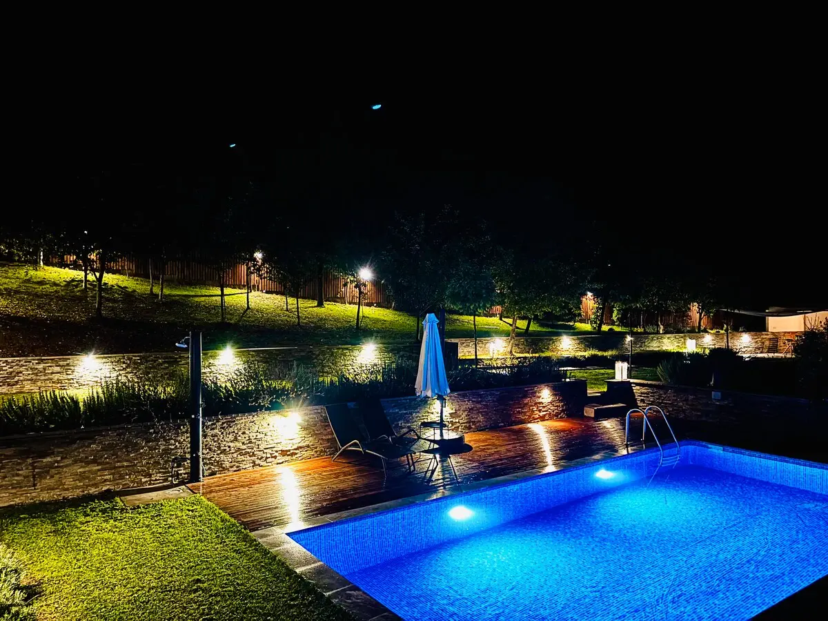 Modern Private Pool Villa · Full Privacy & Garden