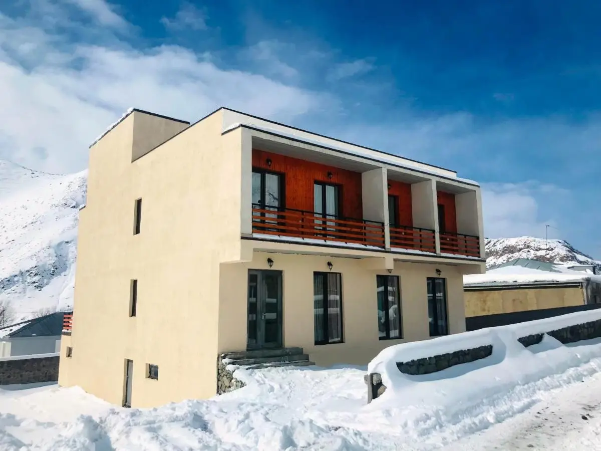 Eltisy Guest House
