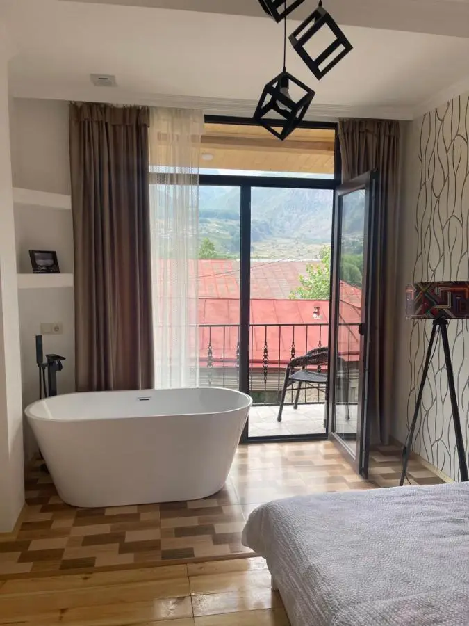 Sunny guesthouse