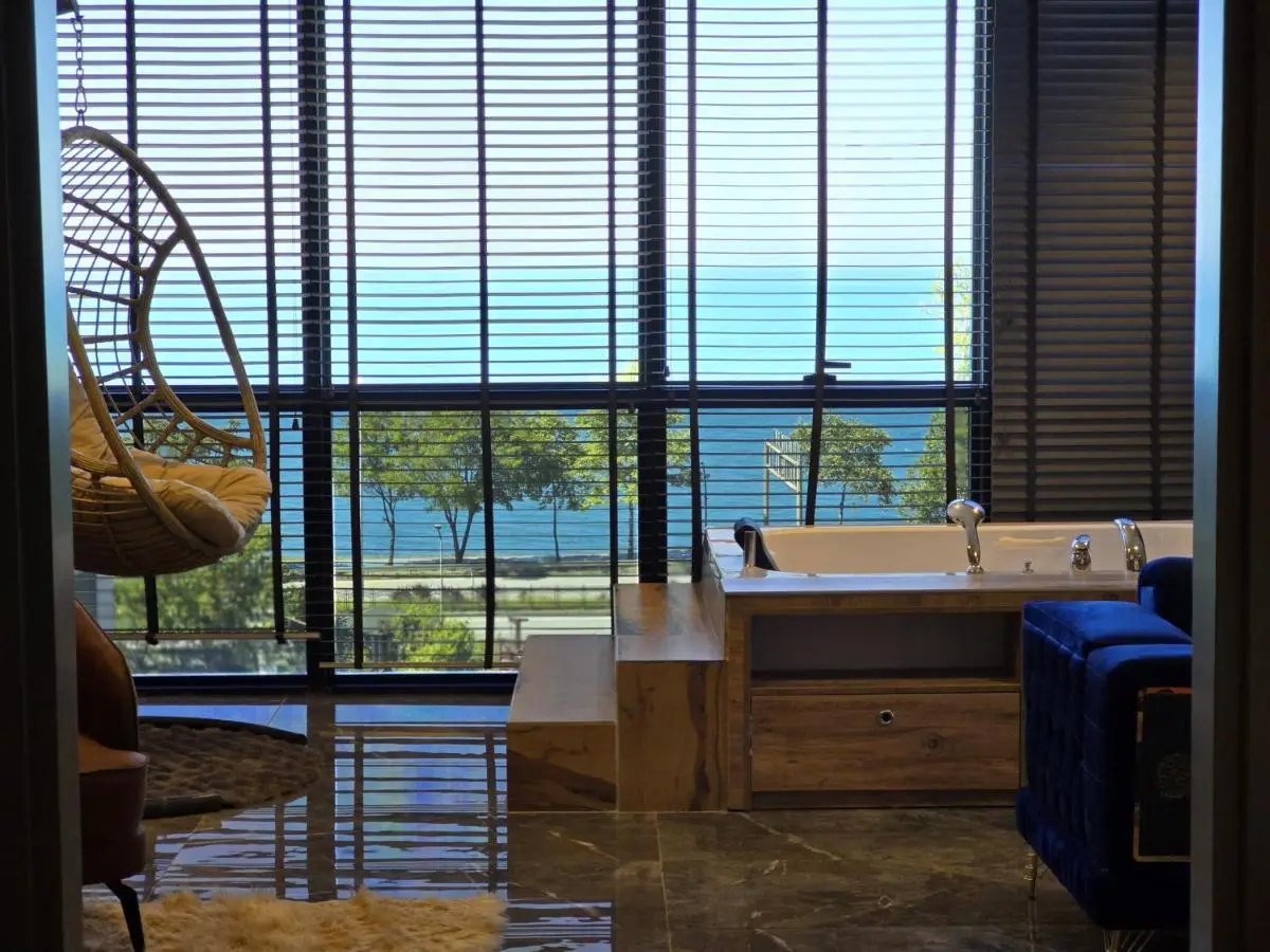 AYATOURE HOTEL