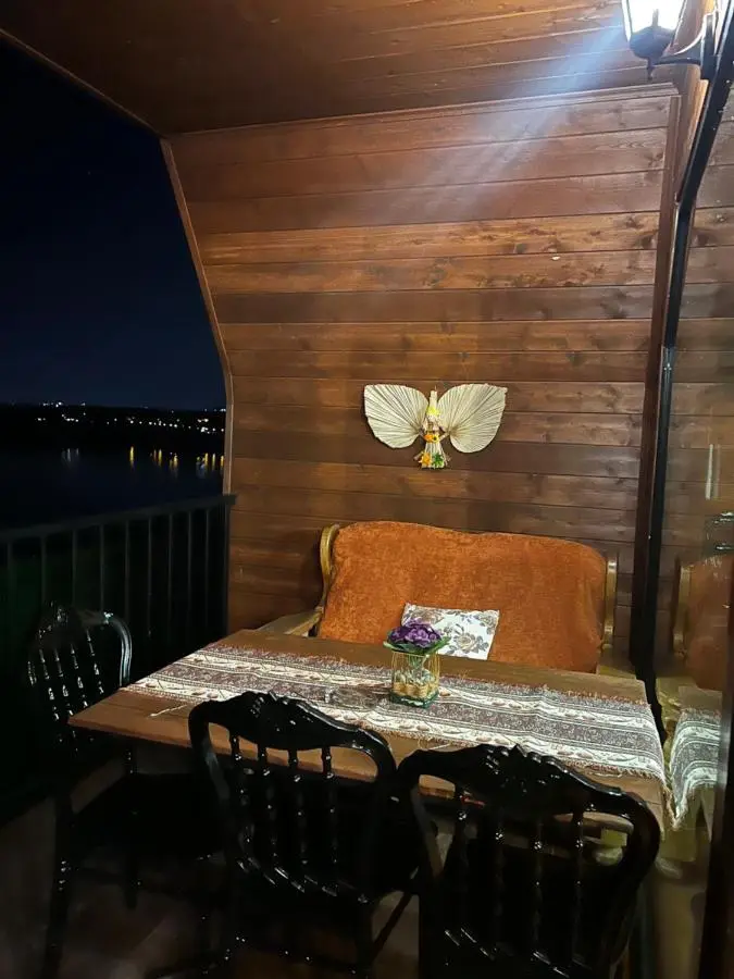 Nakas cottage