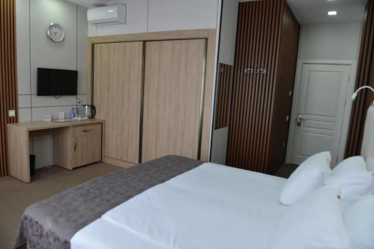 Tour-ZamZam-Madinah Halal Hotels Group
