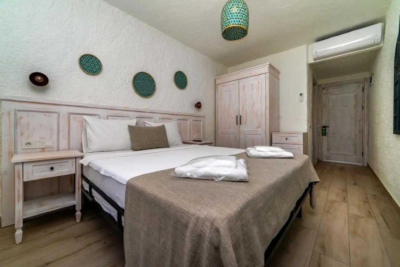 CEMAL ALAÇATI BUTİK HOTEL