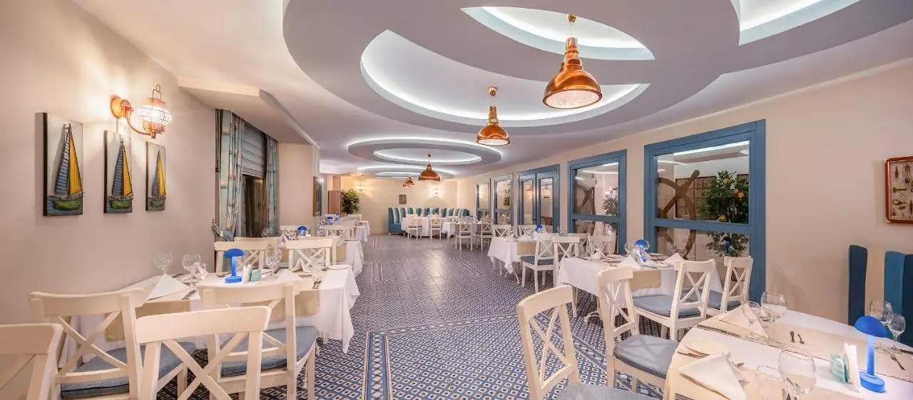 Royal Garden Beach Hotel