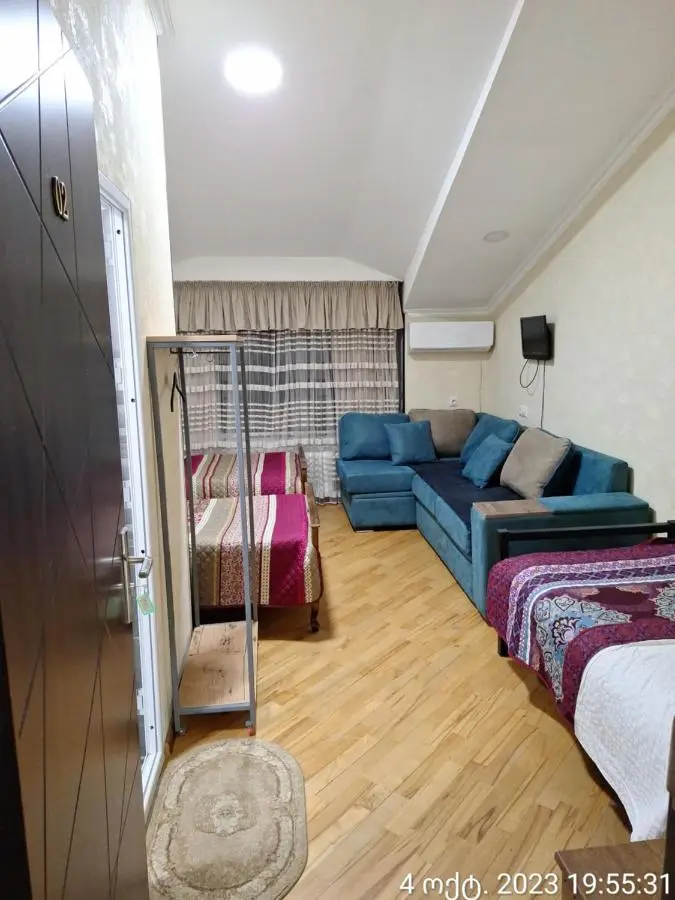 GUEST HAUSE & HOSTEL 15a