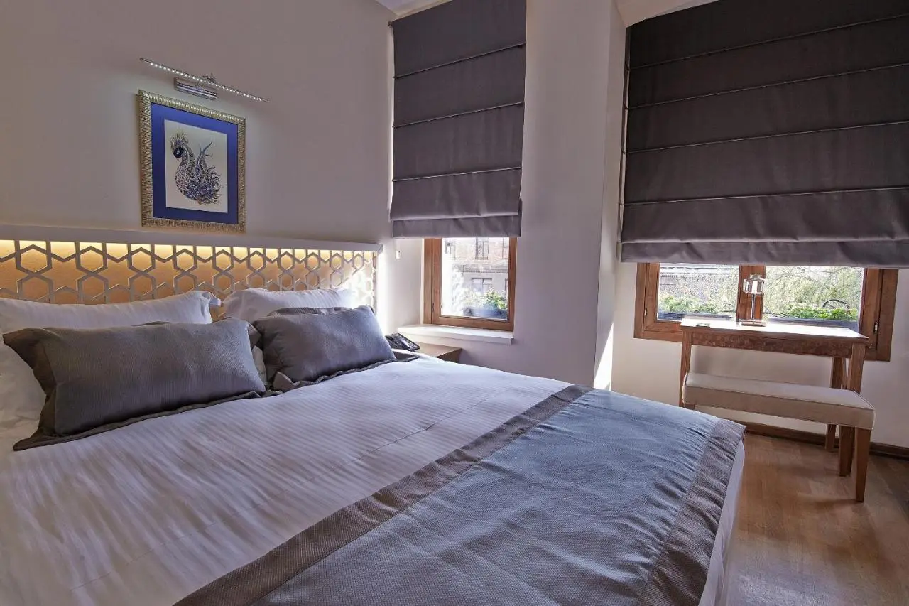 Arart Hotel