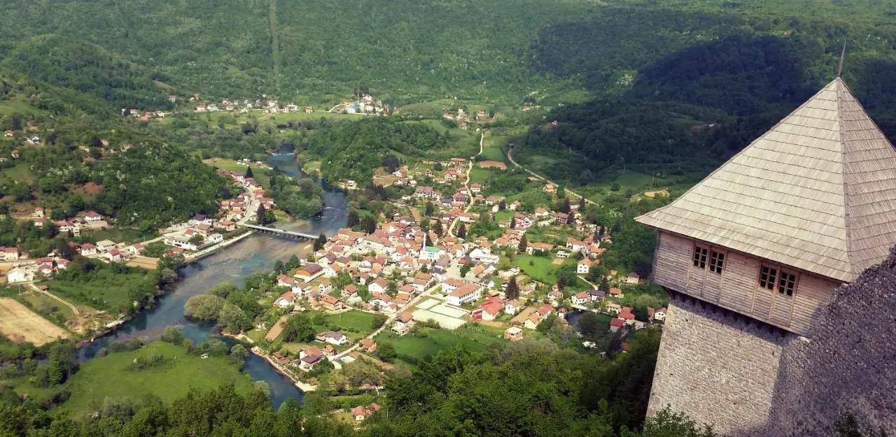 Unaqua Apartments