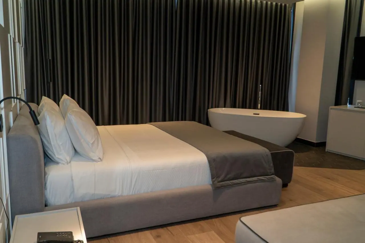 Center Hotel