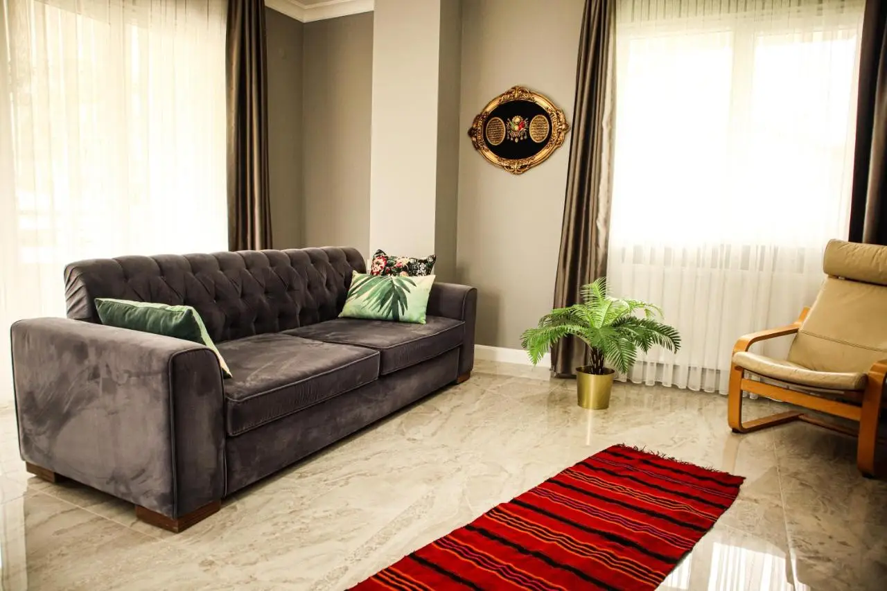 Doğanın Kalbindeki Eviniz-6 Kişi