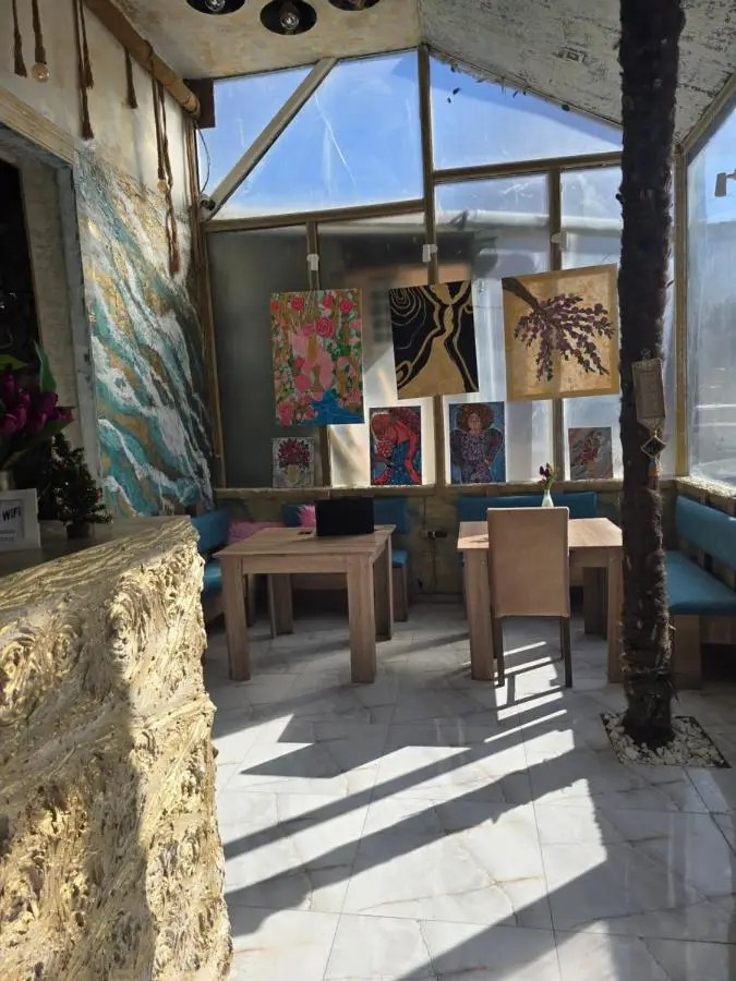 Hirmas boutique hotel