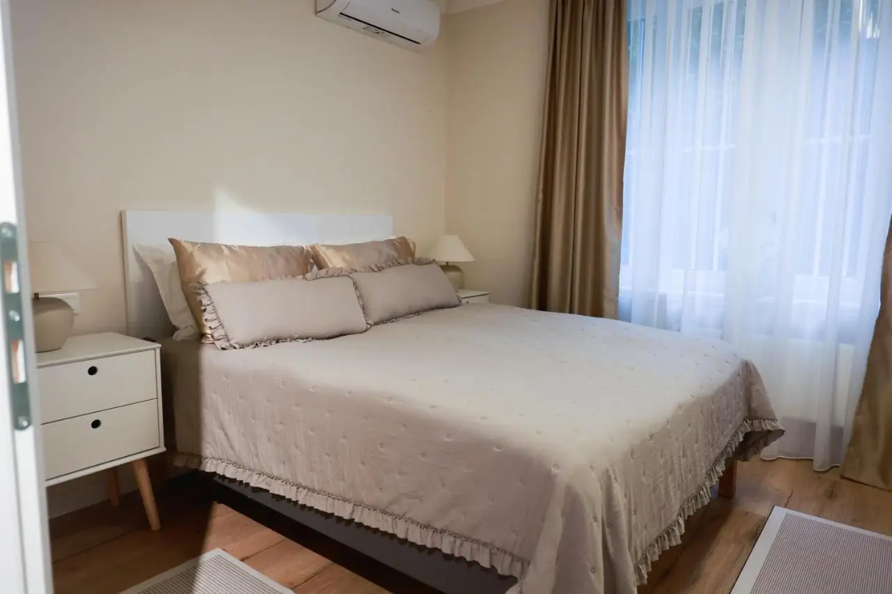 Flamme Luxe Suites