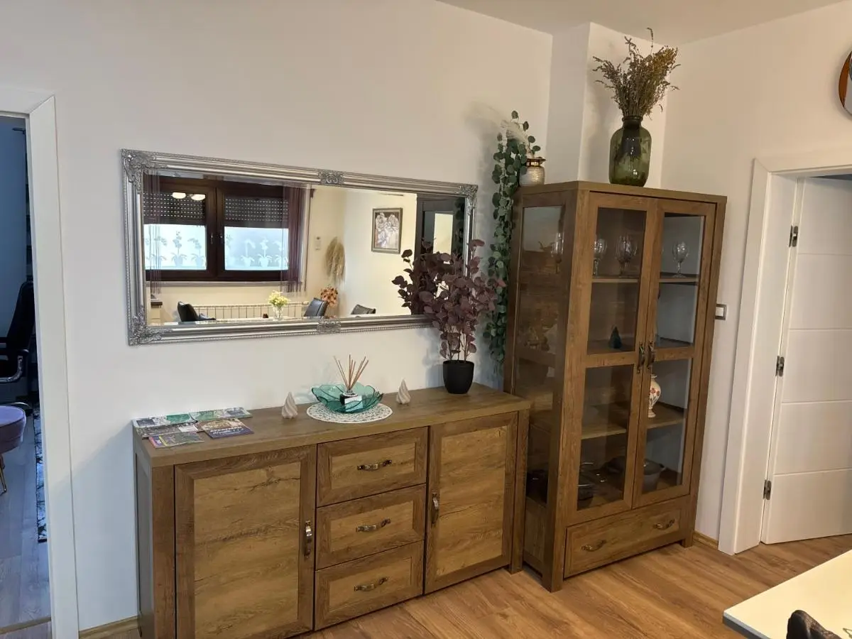 Apartmani Hrastik 1