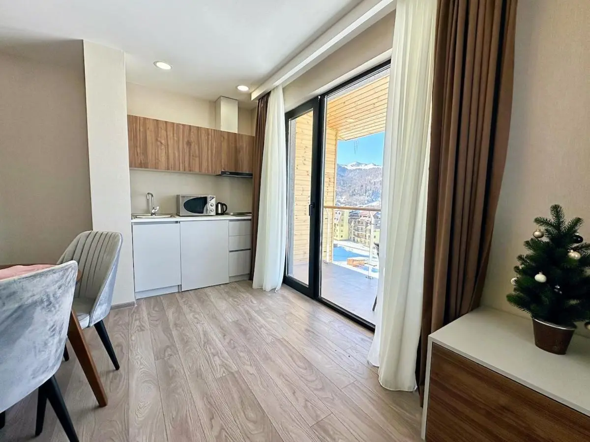 Crystal Loft Block C Apartment with views