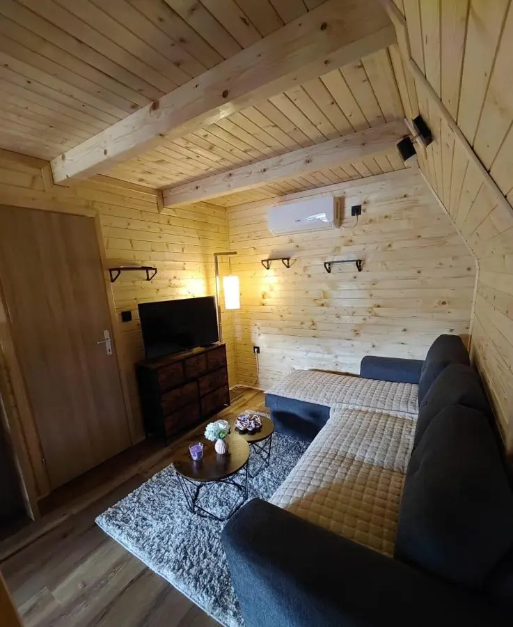 Cottage MIRNI RAJ