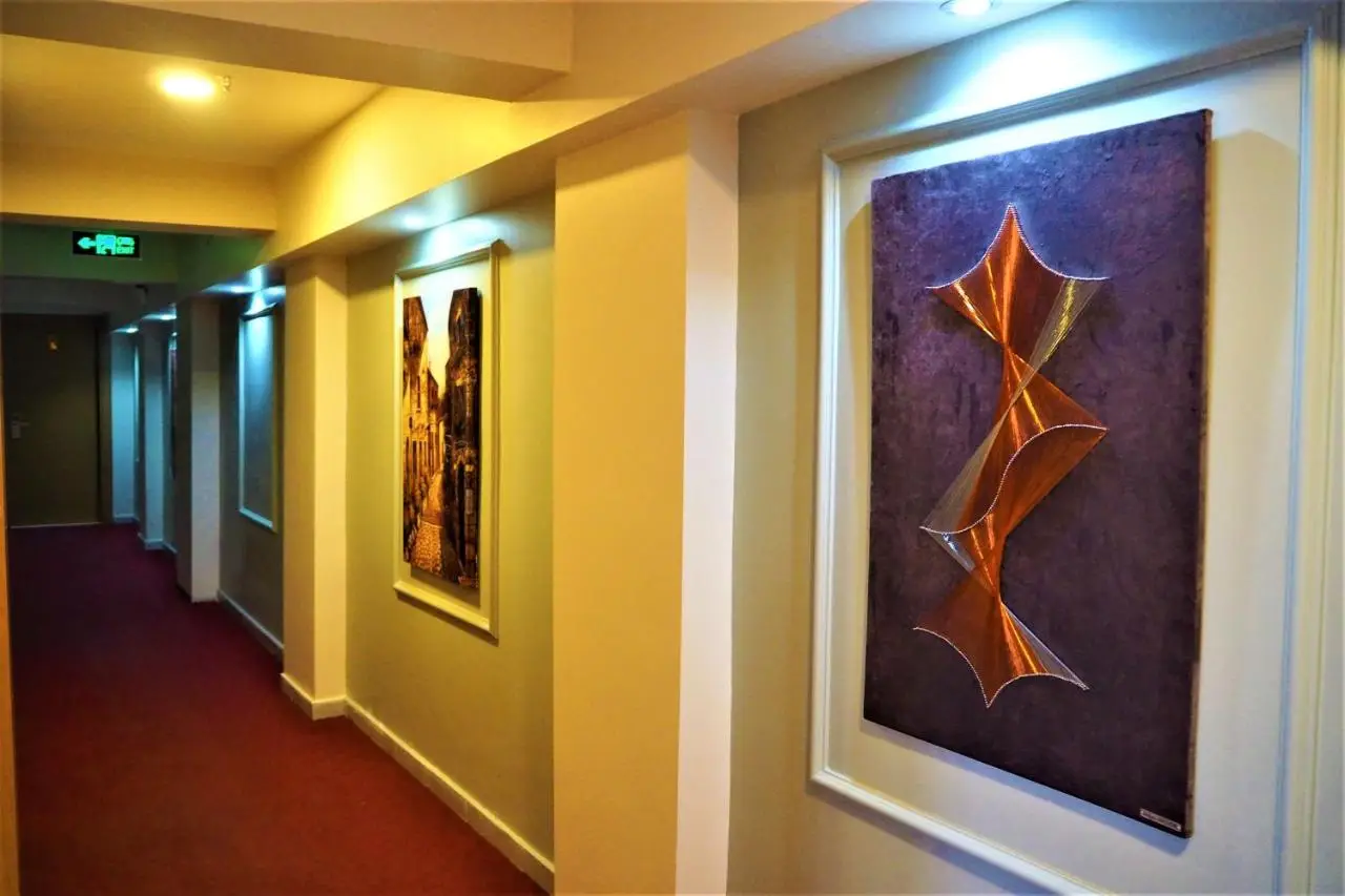 Naila Hotel