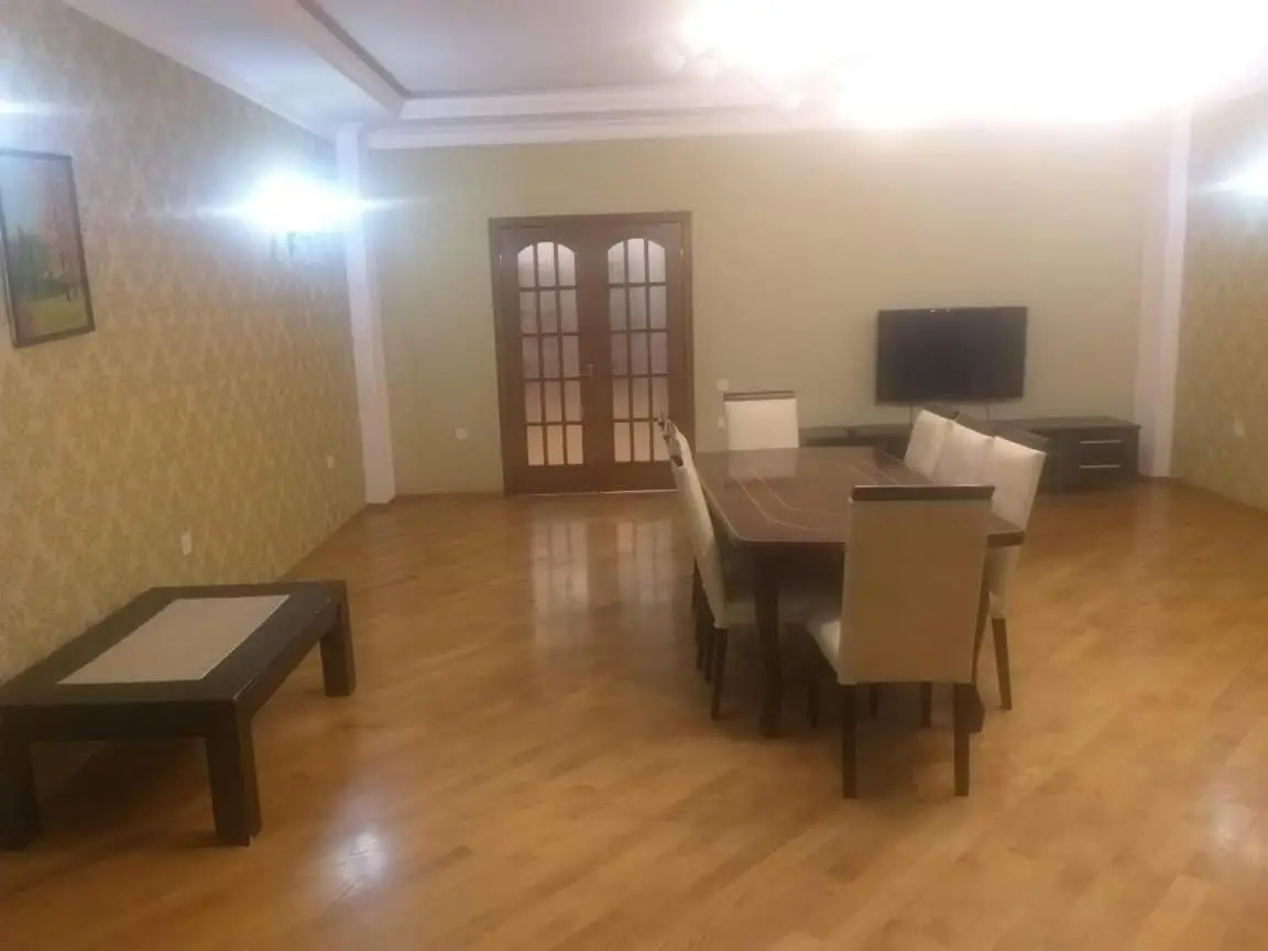 Apartment 4 rooms