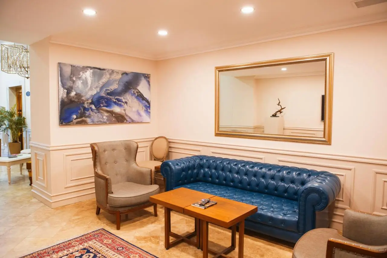 Boutique 19 Hotel