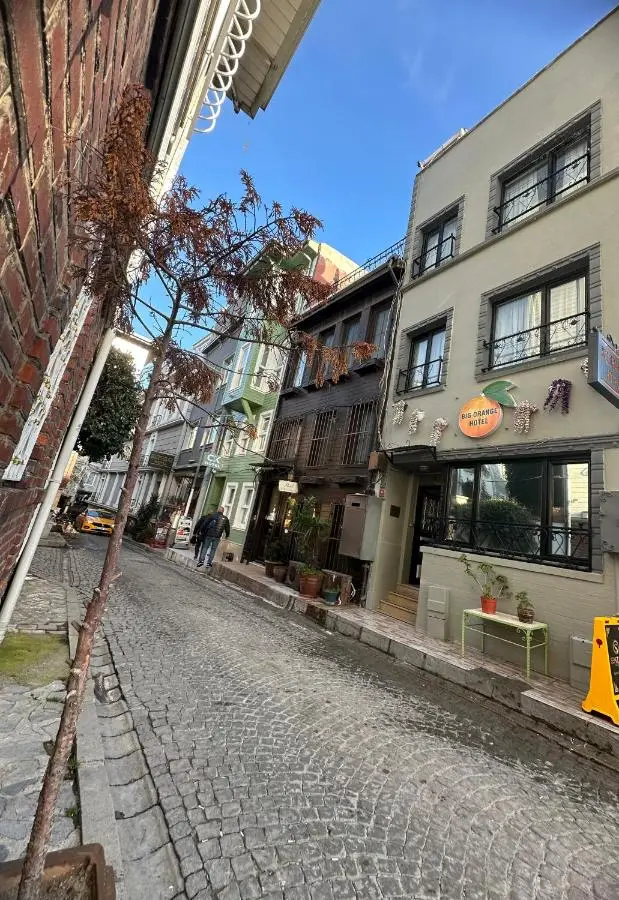 Big Orange Hotel Old City
