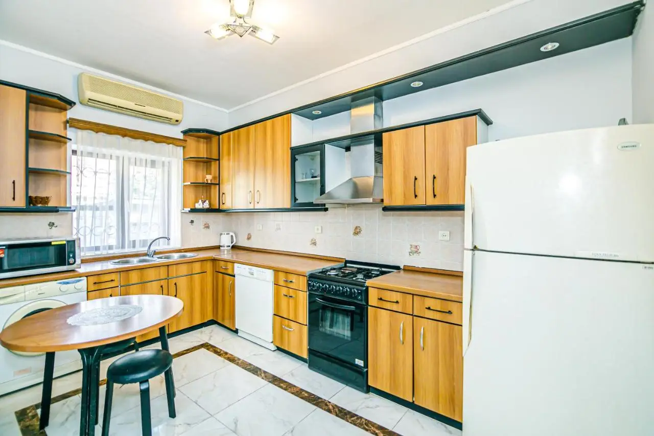 Azneft Garden Apartment