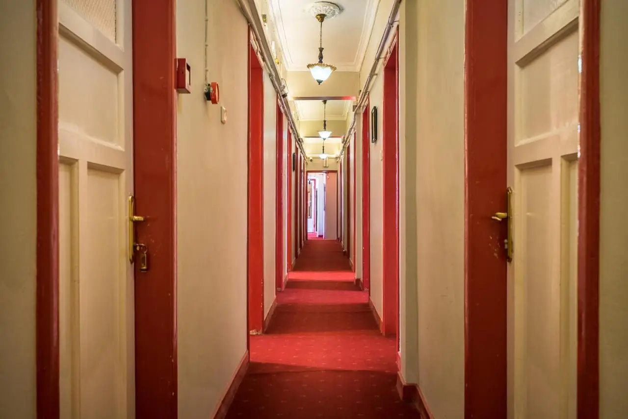 Erenler HoTeL & HosTeL