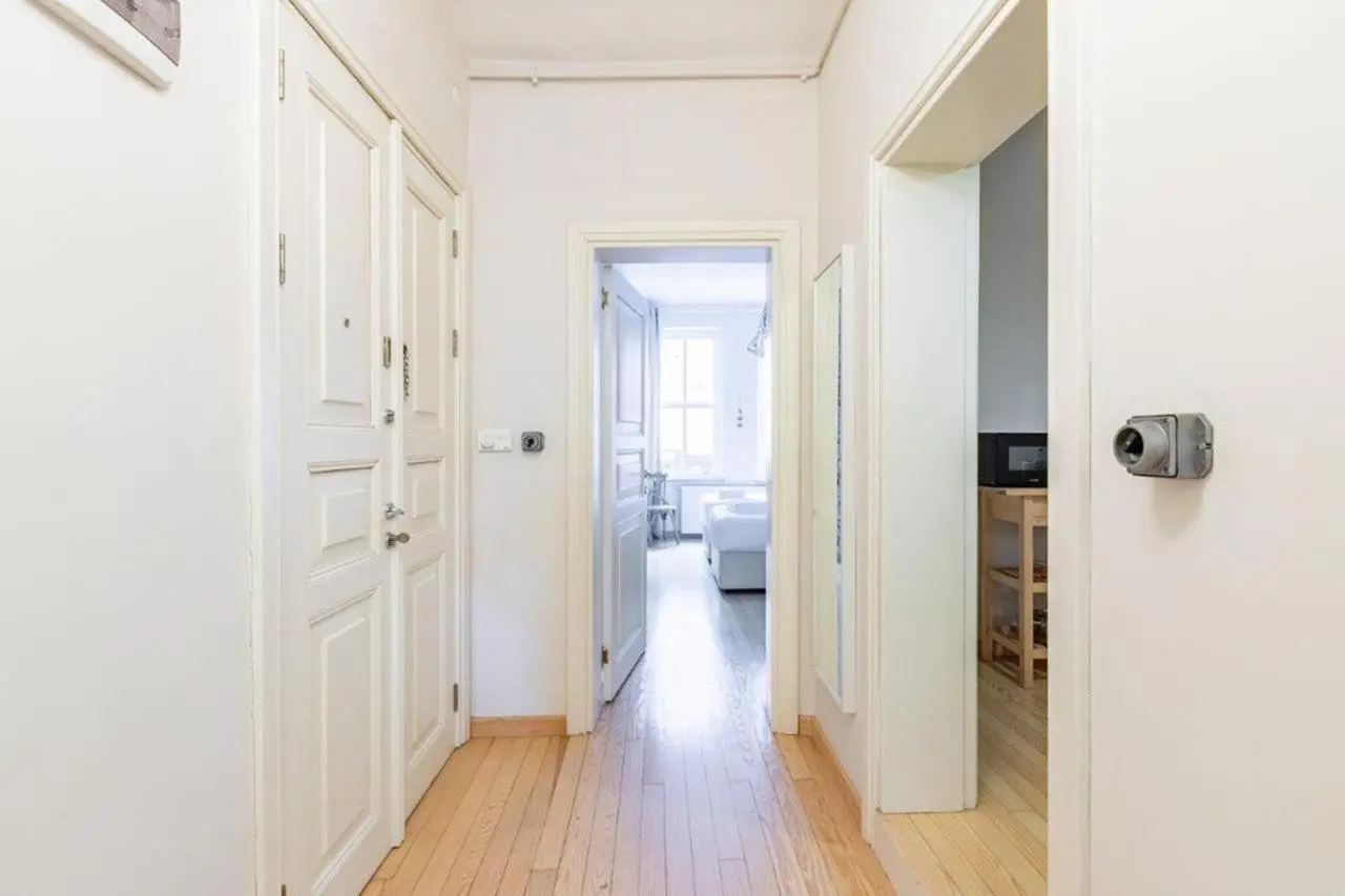 Warm Cozy Charming 2BD2Bath GalataTower Gem! #256