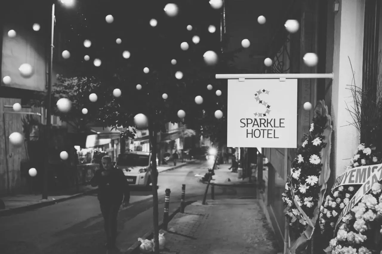 Sparkle Hotel