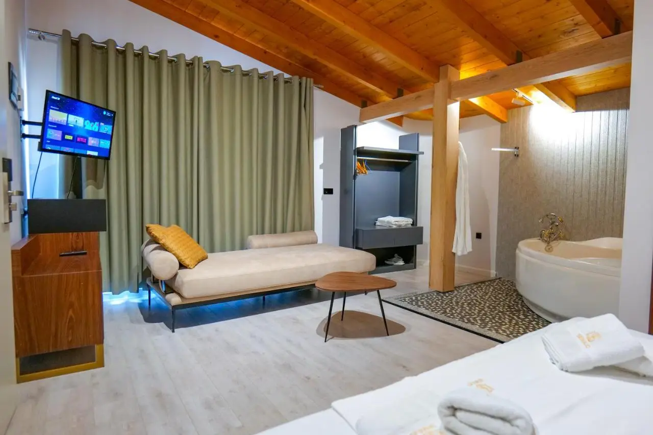 Hotel Semajo