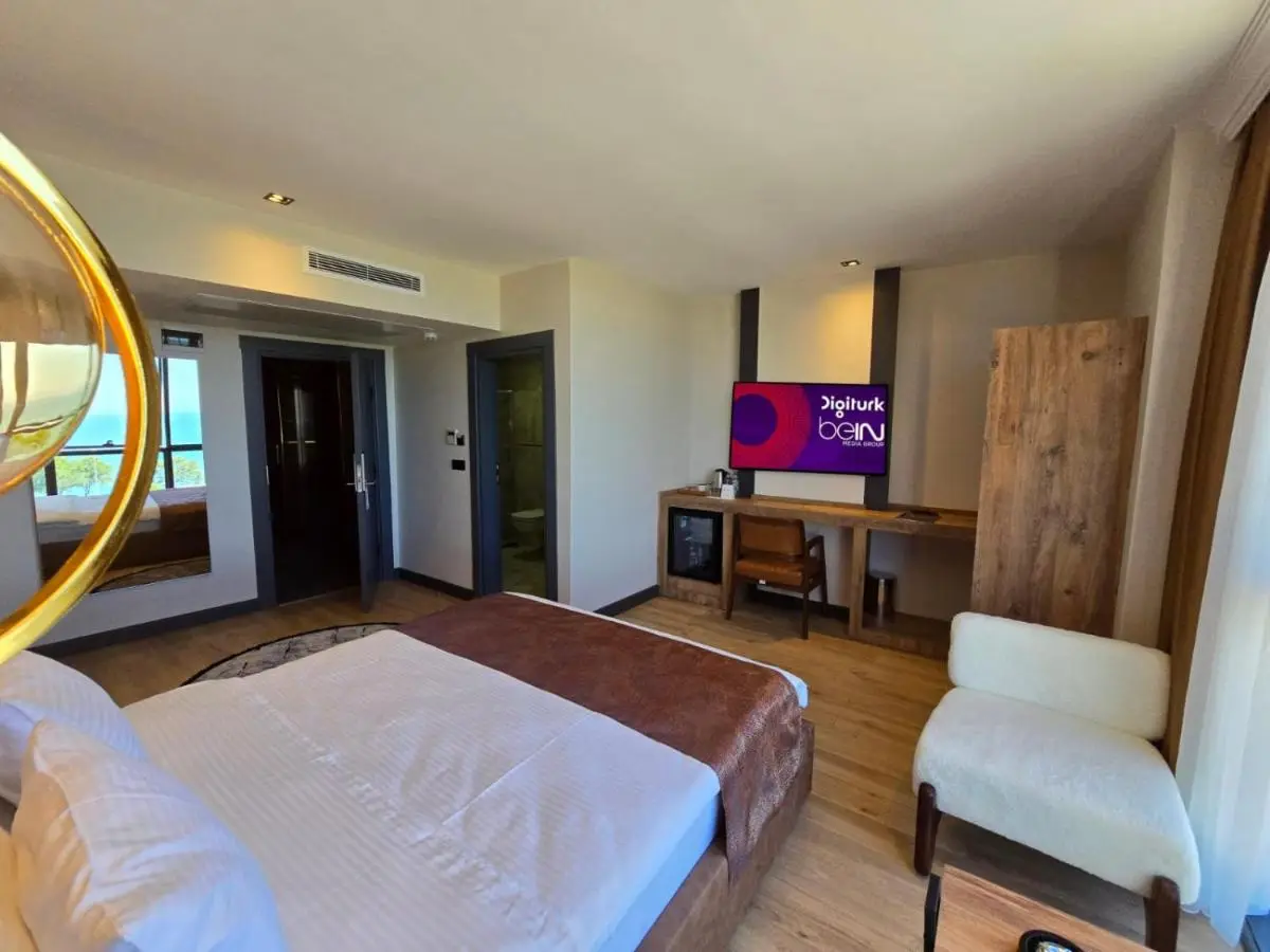AYATOURE HOTEL