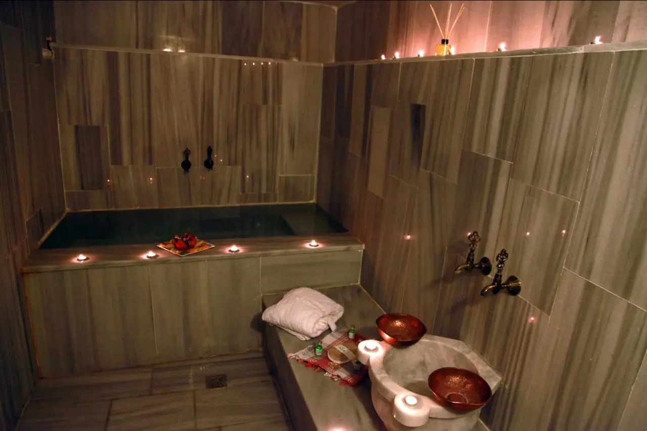Kadi Konagi Thermal Hotel