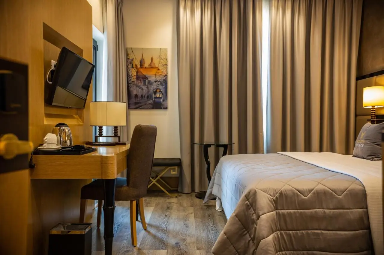 Hotel Golden Palace