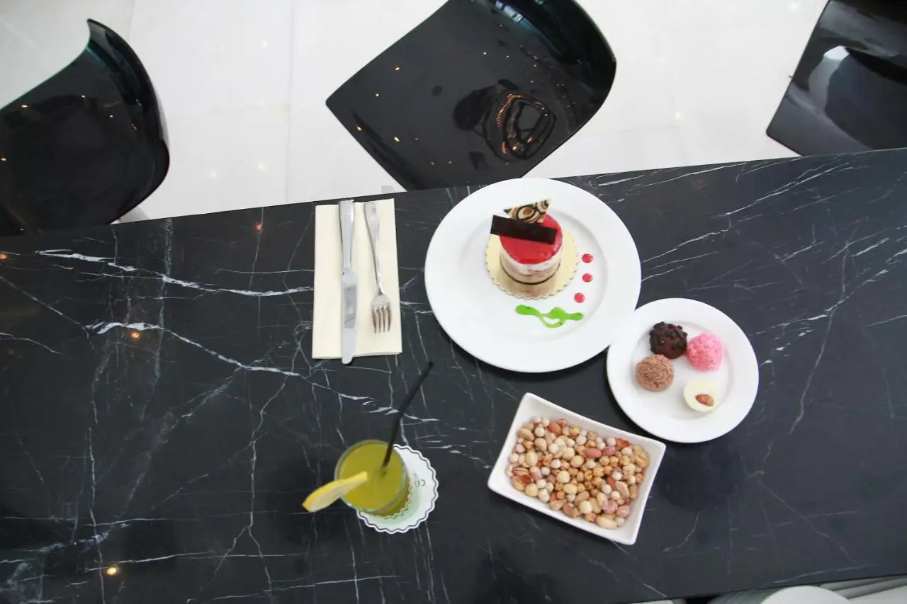 Crowne Plaza Istanbul Harbiye by IHG