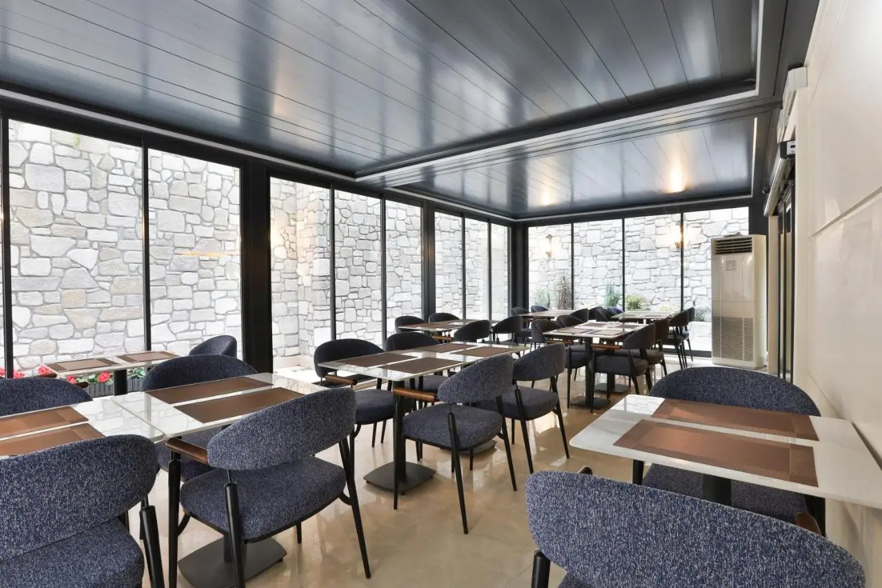 Istanbul Taksim Pera Star Hotel - Istiklal Street
