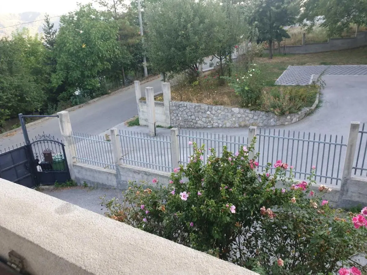Grand AC Residence with Garden & Parking
