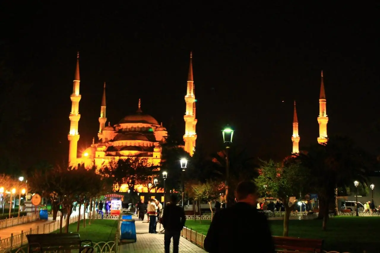 Modern Sultan Hotel
