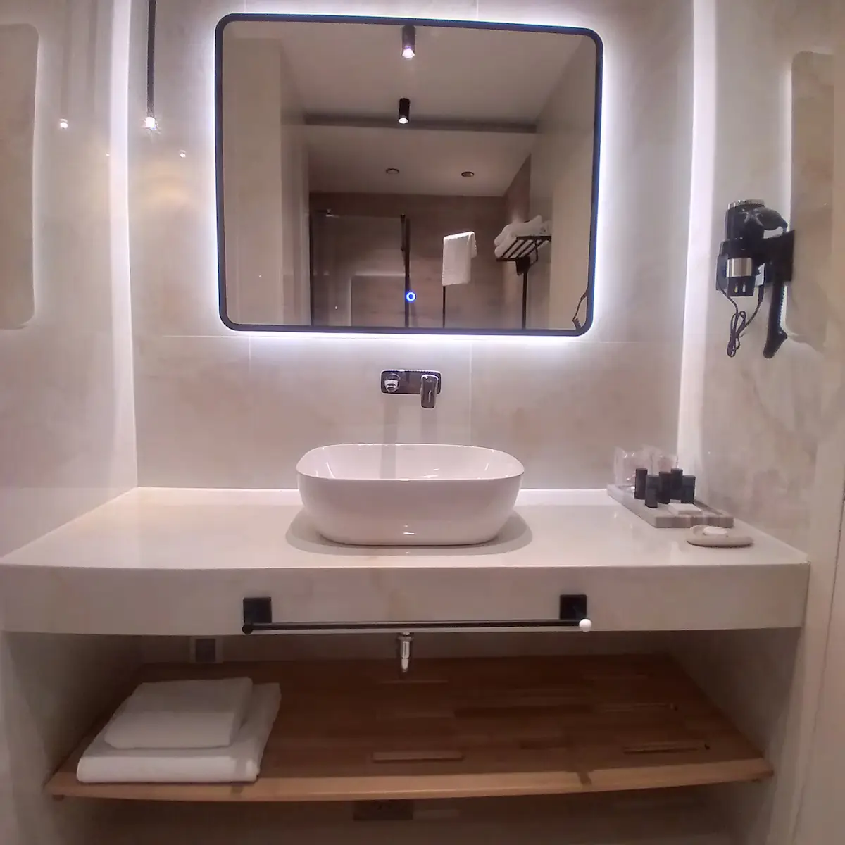 5* room in Centre of Sarajevo - Self Check-in