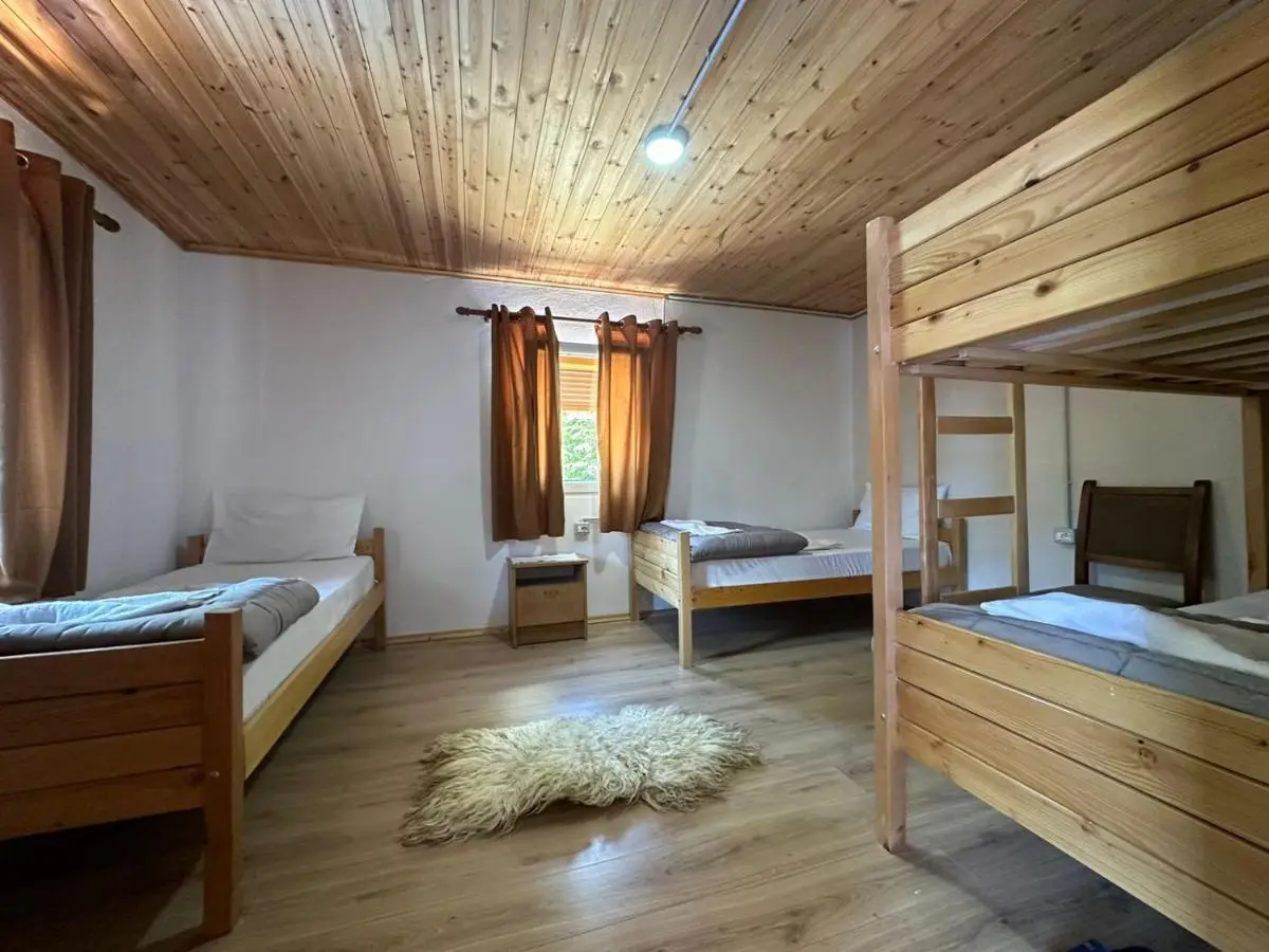 Guesthouse Kroni I Micanit