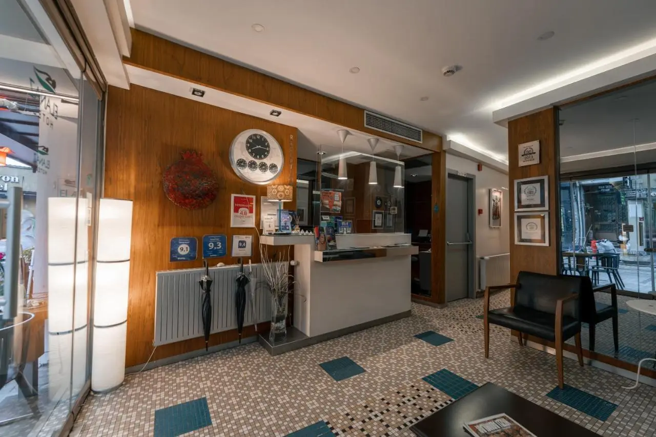 Elanaz Hotel