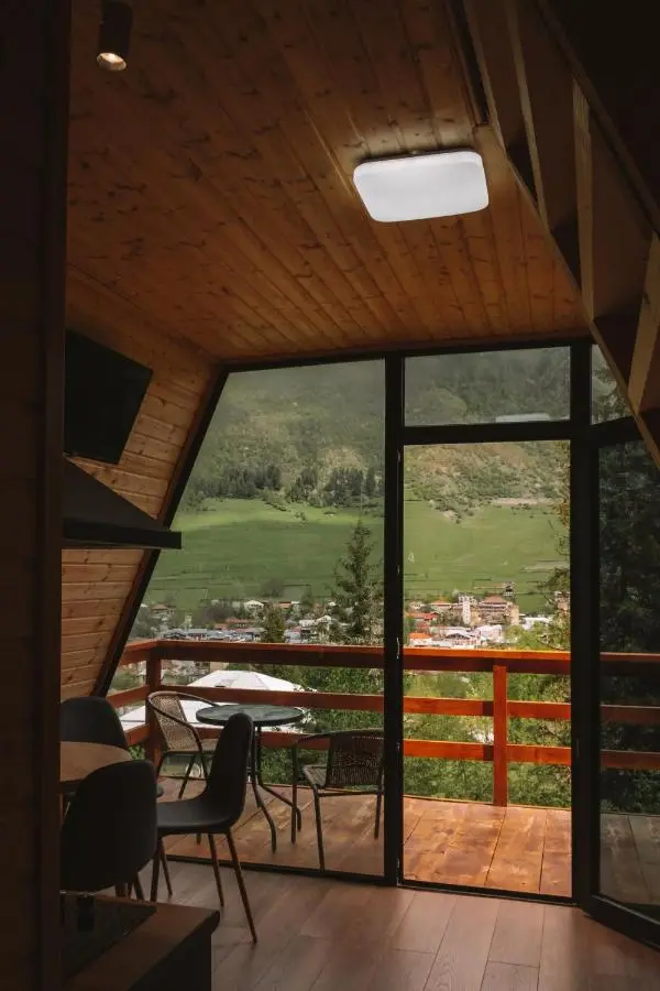 Kakhshiani Mestia Cottages