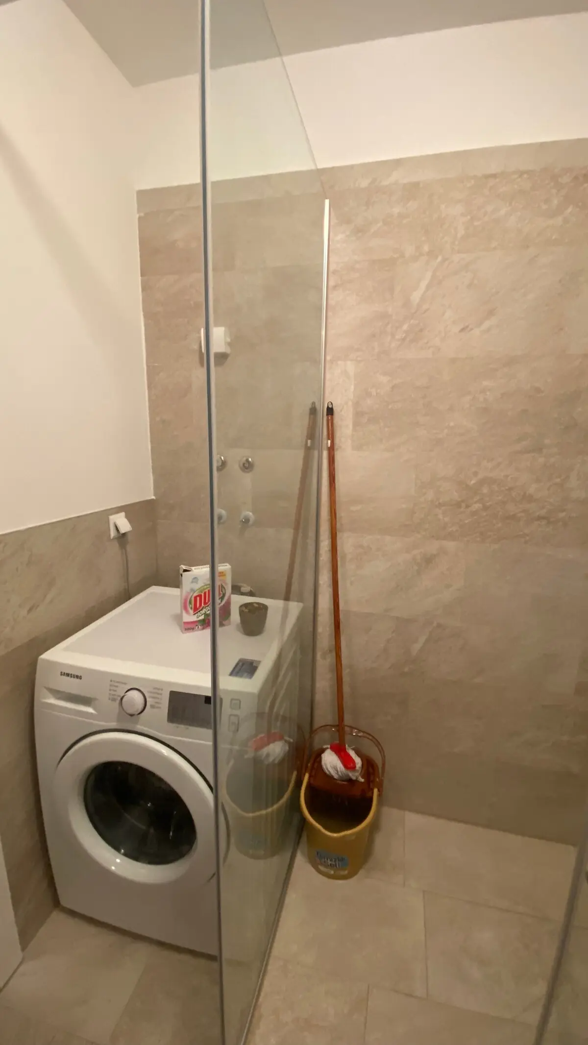 apartment vip 77