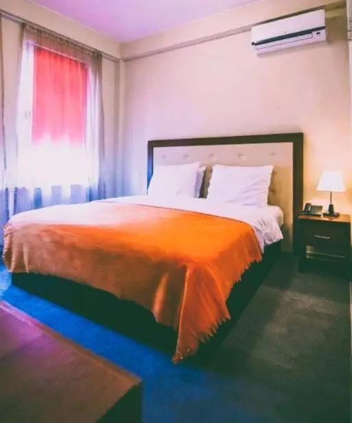 The Rogashome