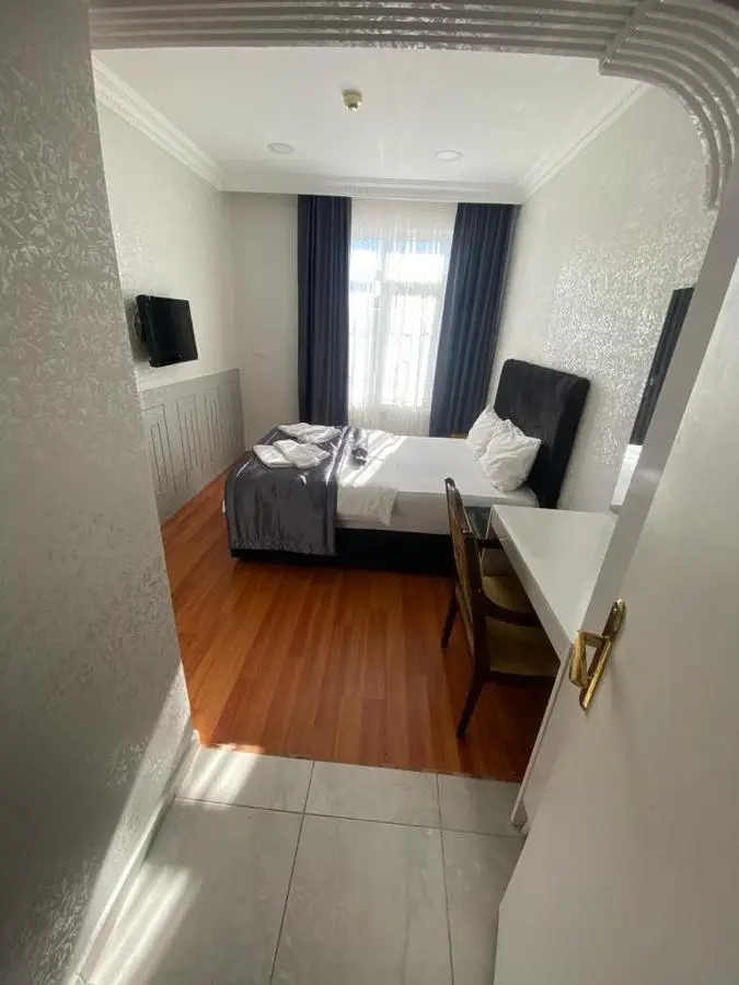 Timex Suites