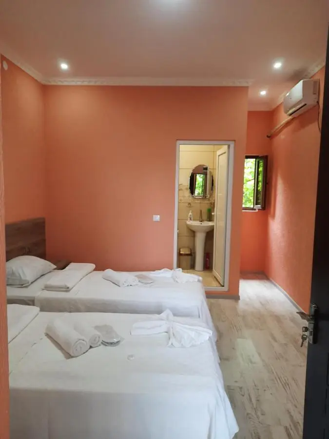 Inaisi Hotel