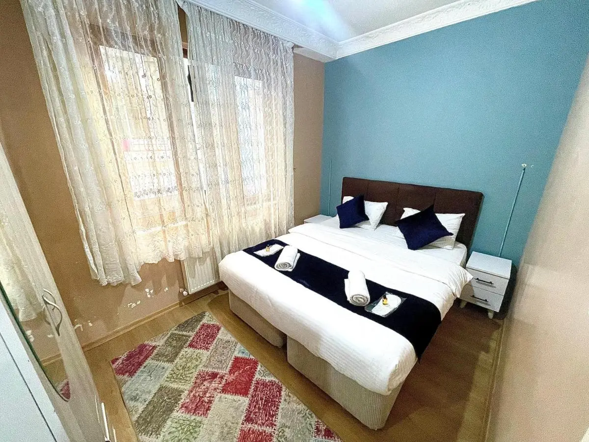 Taksim White House Hotel
