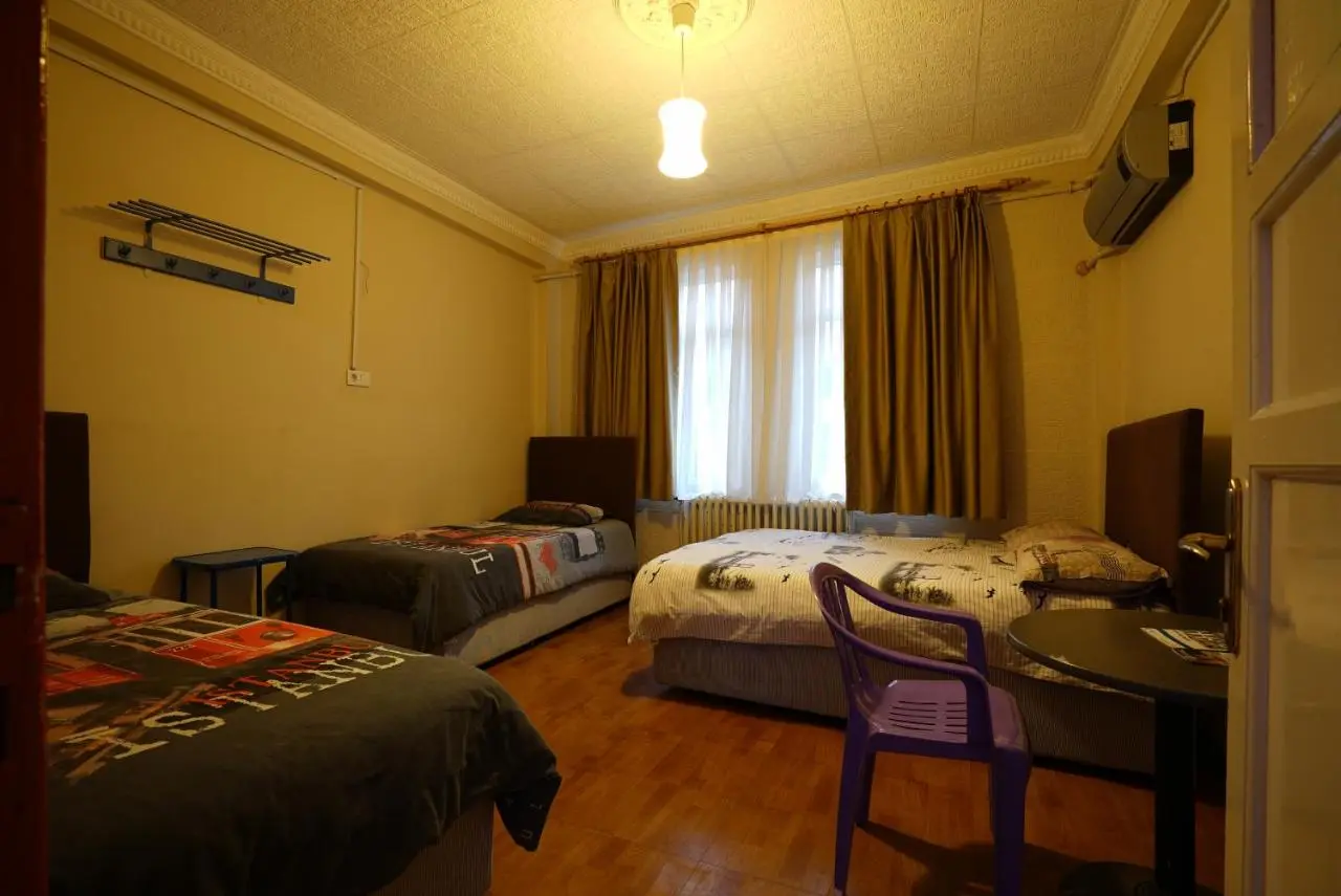 Erenler HoTeL & HosTeL