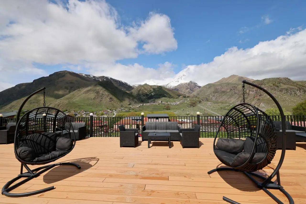 Hotel Memoir Kazbegi by DNT Group