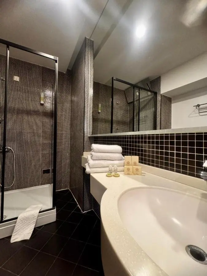 Hotel Exclusive